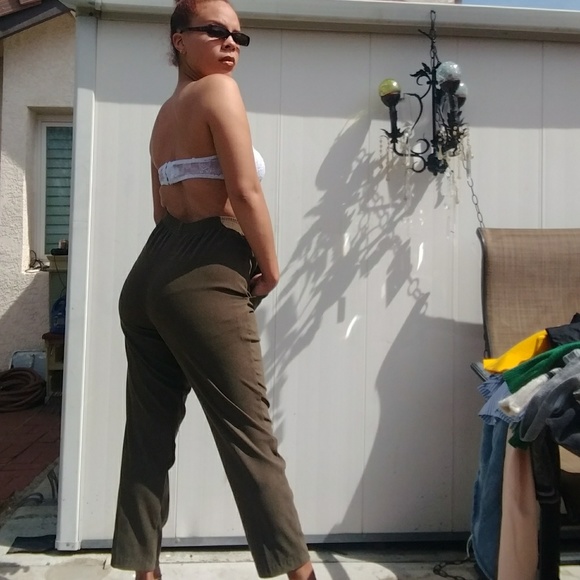 ✊🏽Sarah Bentley olive high waist pants - Picture 3 of 3